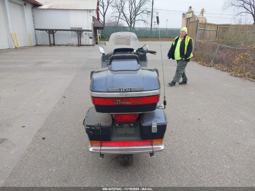 1993 Yamaha Xvz13 D VIN: JYA1NLE0XPA048430 Lot: 43707042