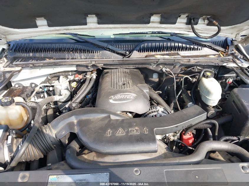 2004 Chevrolet Suburban 1500 Lt VIN: 1GNEC16Z84J110519 Lot: 43707068