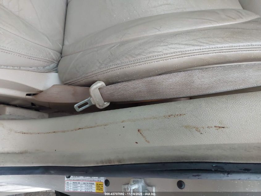 2007 Cadillac Dts V8 VIN: 1G6KD57Y47U209284 Lot: 43707092