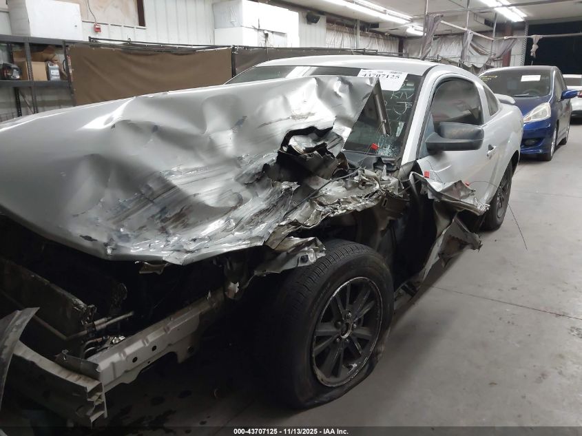 2006 Ford Mustang V6 VIN: 1ZVFT80N265138322 Lot: 43707125