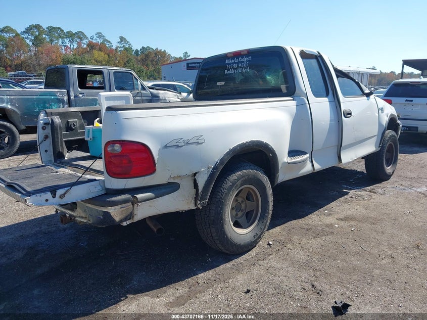 2FTRX08W83CA51965 2003 FORD F-150 photo no. 4