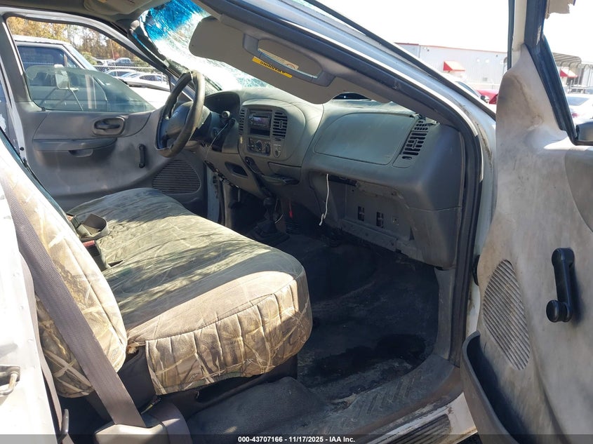2FTRX08W83CA51965 2003 FORD F-150 photo no. 5