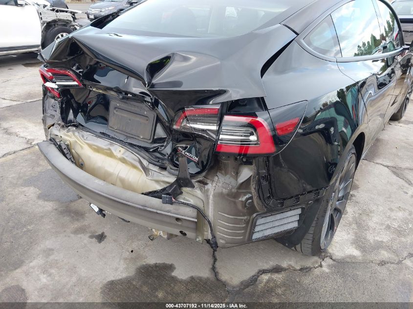 2022 Tesla Model 3 Performance Dual Motor All-Wheel Drive VIN: 5YJ3E1EC4NF327145 Lot: 43707192