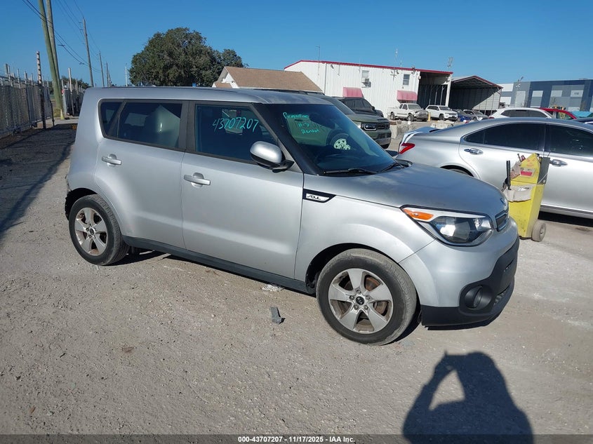 2017 KIA SOUL - KNDJN2A23H7461021