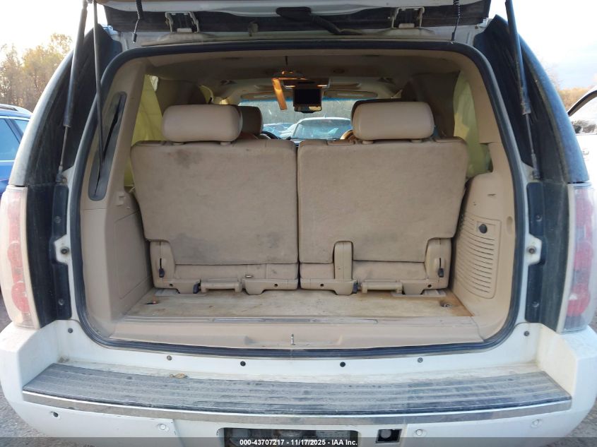 2007 GMC Yukon Denali VIN: 1GKFK63877J251261 Lot: 43707217