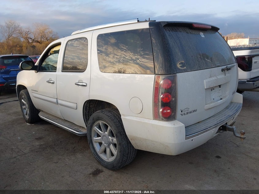 1GKFK63877J251261 2007 GMC YUKON photo no. 3