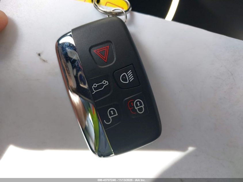 2018 Land Rover Range Rover Velar P250 S VIN: SALYB2RX6JA747874 Lot: 43707246