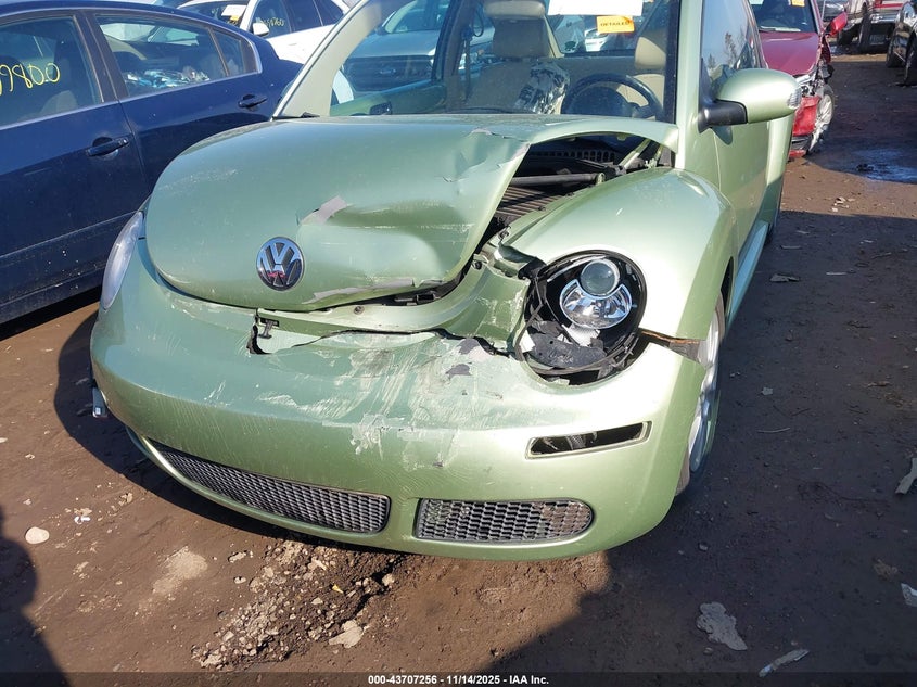 2009 Volkswagen New Beetle 2.5L VIN: 3VWPW31C79M501580 Lot: 43707256