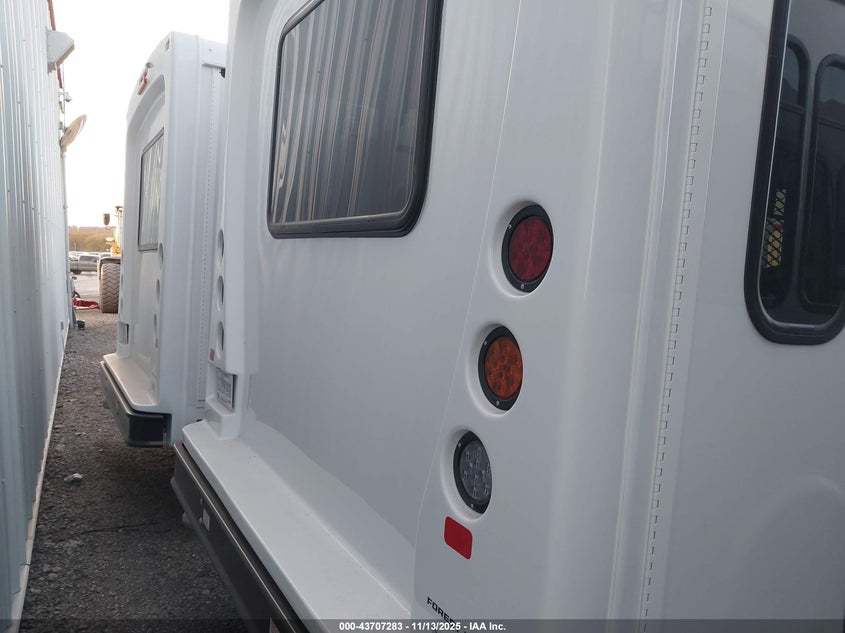 2026 Ford E-450 Cutaway VIN: 1FDFE4FN5TDD23524 Lot: 43707283
