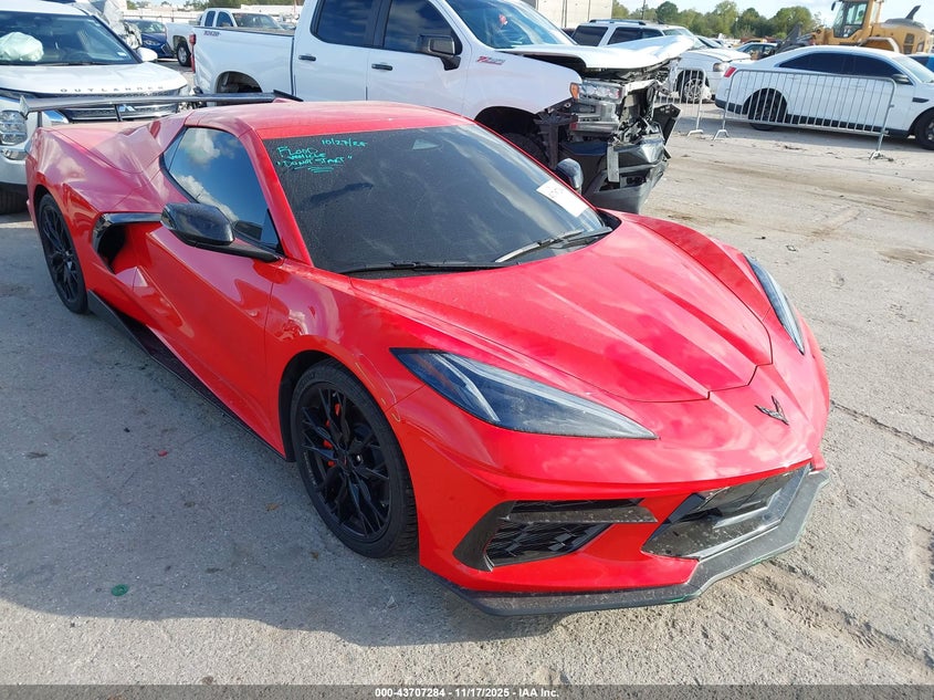 CHEVROLET CORVETTE RWD 2LT