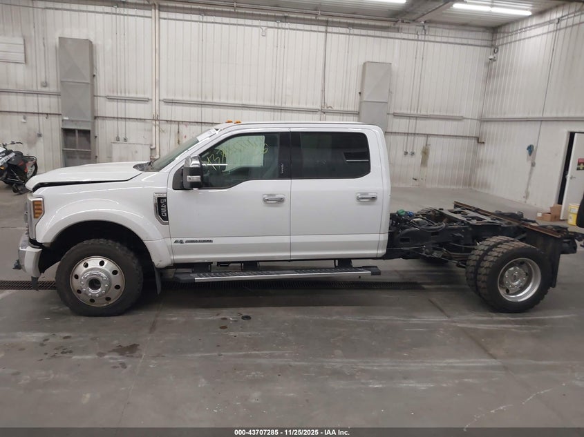 2019 Ford F450 VIN: AFT8W4DT1KED32743 Lot: 43707285