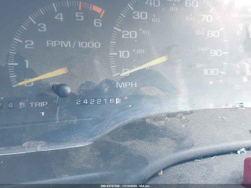 1996 GMC Sierra C1500 VIN: 1GTEC14W9TZ511529 Lot: 43707306