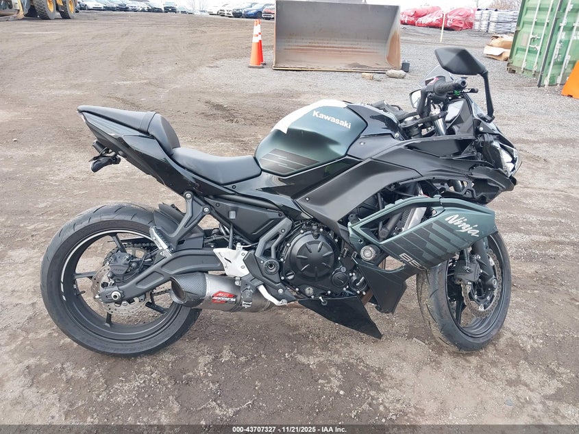 2025 Kawasaki Ex650 P VIN: ML5EXEP16SDAE0553 Lot: 43707327