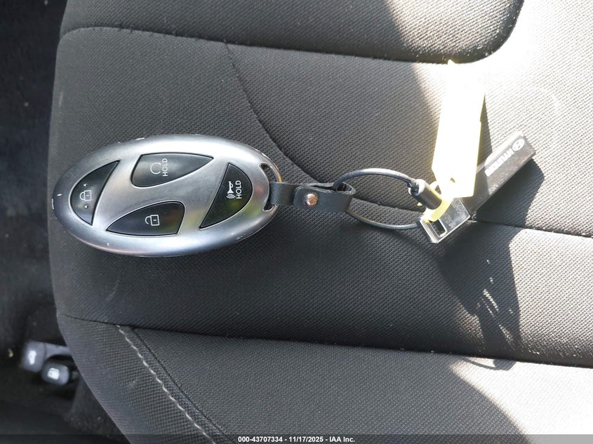 KMHLS4DG8SU858846 2025 HYUNDAI ELANTRA photo no. 11