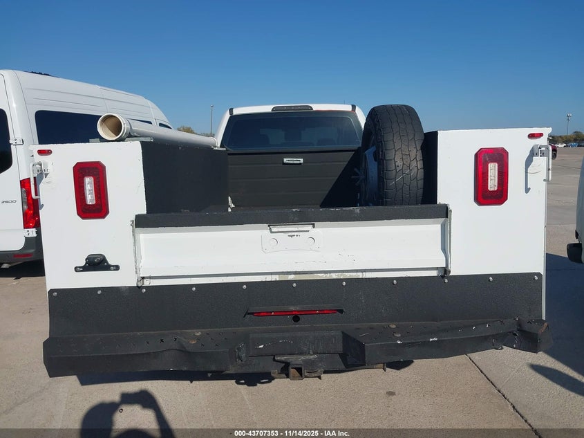 2019 Ford F-350 Chassis Xl VIN: 1FD8W3HT9KEG78703 Lot: 43707353