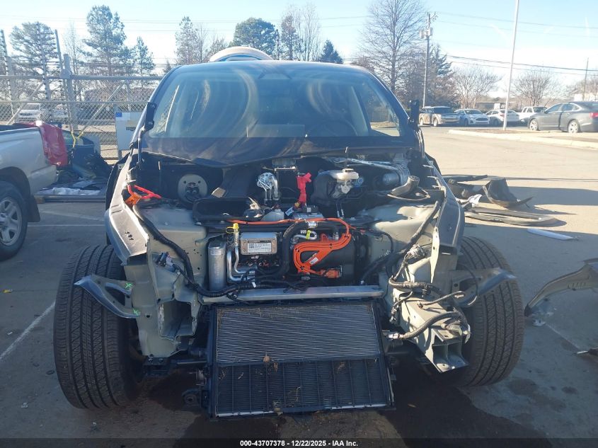 2025 Tesla Model Y Long Range Dual Motor Rear-Wheel Drive VIN: 7SAYGDED4SA357882 Lot: 43707378