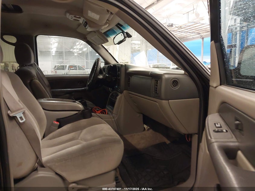 3GKFK16Z03G311156 2003 GMC YUKON photo no. 5
