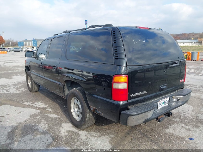 3GKFK16Z03G311156 2003 GMC YUKON photo no. 14
