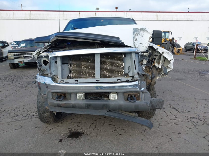 2002 Ford F-250 Lariat/Xl/Xlt VIN: 1FTNW21F02EB18980 Lot: 43707441