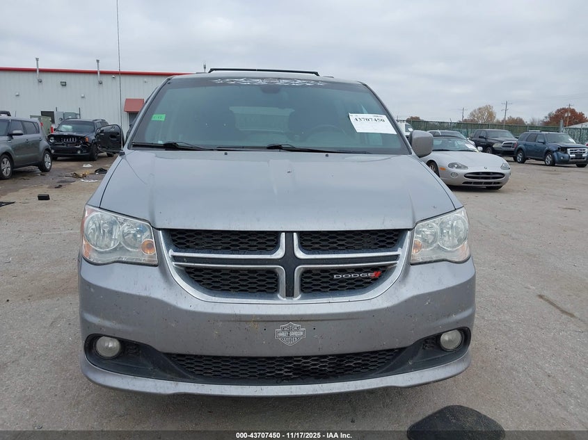 2019 Dodge Grand Caravan Sxt VIN: 2C4RDGCG9KR757999 Lot: 43707450