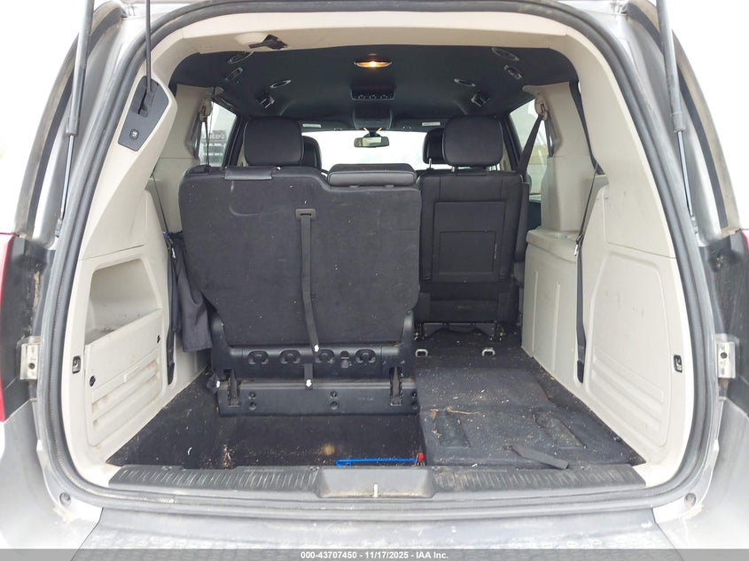 2019 Dodge Grand Caravan Sxt VIN: 2C4RDGCG9KR757999 Lot: 43707450