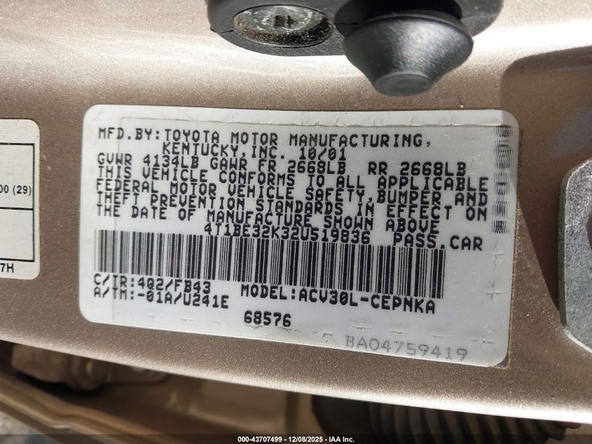 2002 Toyota Camry Le VIN: 4T1BE32K32U519836 Lot: 43707499