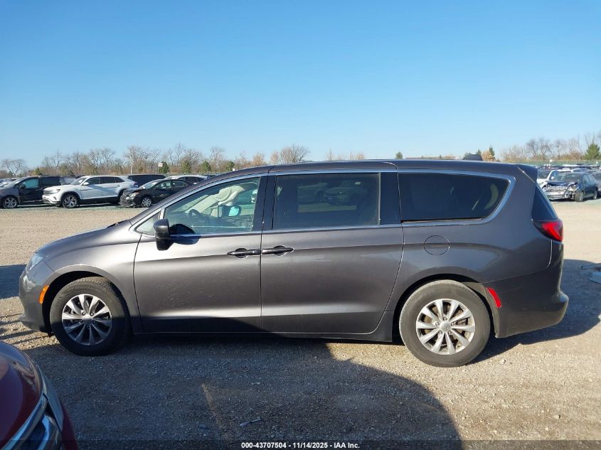 2017 Chrysler Pacifica Touring VIN: 2C4RC1DG1HR579223 Lot: 43707504