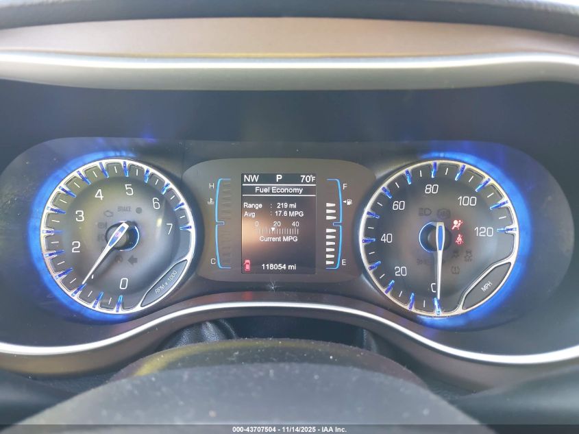 2017 Chrysler Pacifica Touring VIN: 2C4RC1DG1HR579223 Lot: 43707504