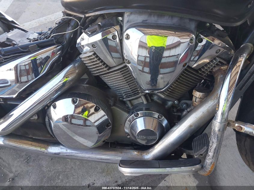 2003 Honda Vtx1800 R VIN: 1HFSC49073A103110 Lot: 43707534