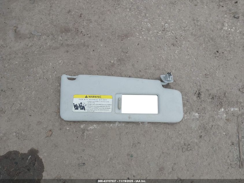 2008 Volkswagen New Beetle Se VIN: 3VWRF31YX8M420091 Lot: 43707537