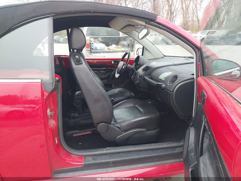 2008 Volkswagen New Beetle Se