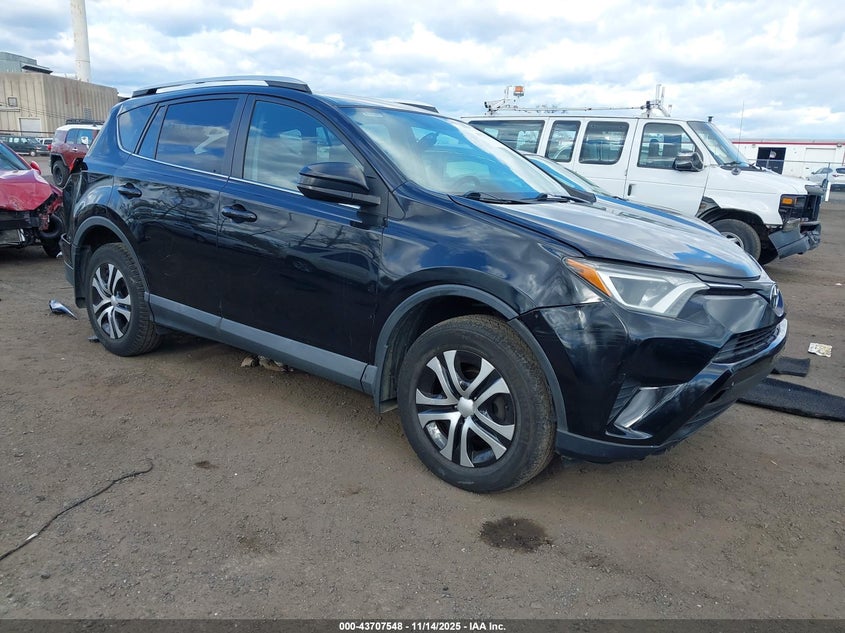 TOYOTA RAV4 LE