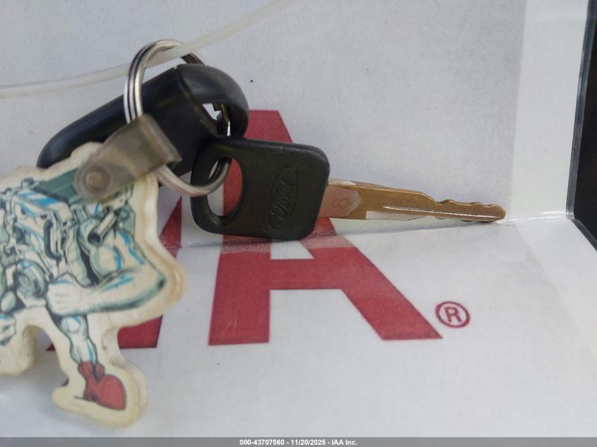 2006 Ford F-350 Chassis Lariat/Xl/Xlt VIN: 1FDWX36P46ED70712 Lot: 43707560