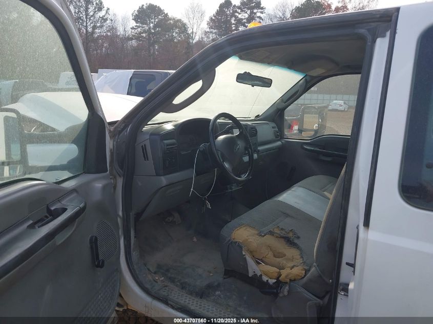 2006 Ford F-350 Chassis Lariat/Xl/Xlt VIN: 1FDWX36P46ED70712 Lot: 43707560