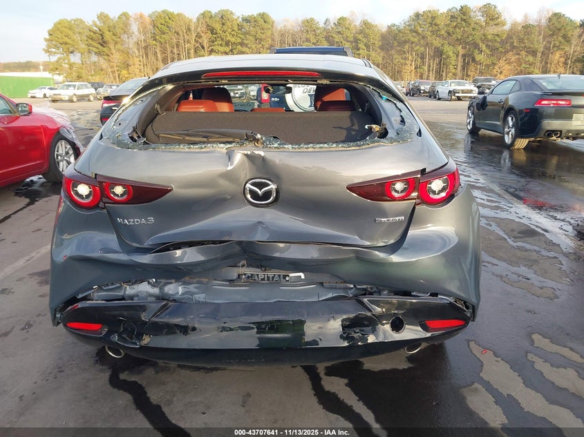 2022 Mazda Mazda3 Carbon Edition VIN: JM1BPALL8N1519377 Lot: 43707641