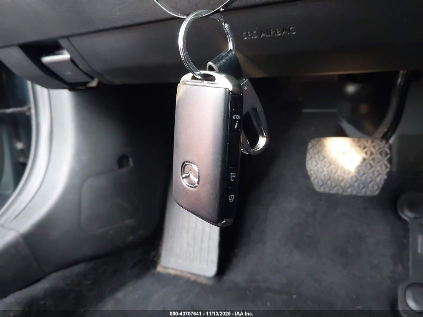 2022 Mazda Mazda3 Carbon Edition VIN: JM1BPALL8N1519377 Lot: 43707641