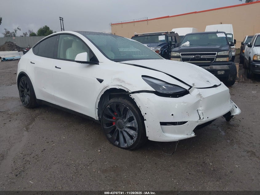 Vin: 7saygdef5nf390415, lot: 44203089, tesla model y performance dual motor all-wheel drive 2022 img_1