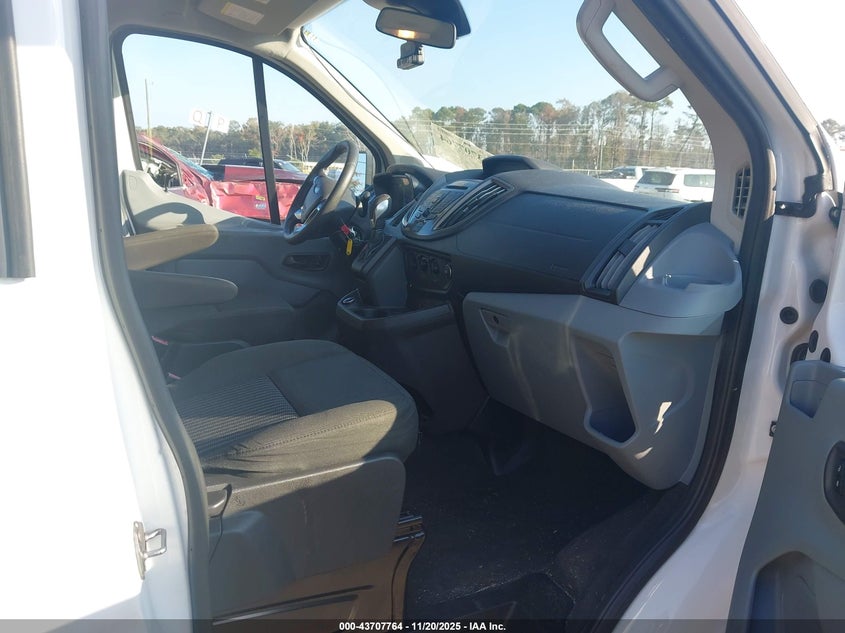 1FBZX2YM3JKA58068 2018 FORD TRANSIT photo no. 5