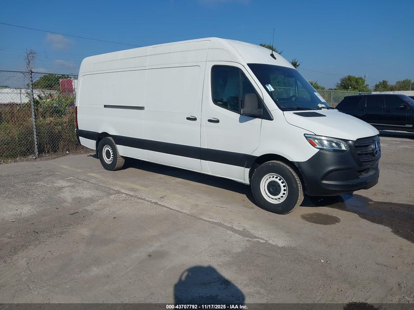 2019 MERCEDES-BENZ SPRINTER 2500 HIGH ROOF V6 - WD3PF1CD7KP059855