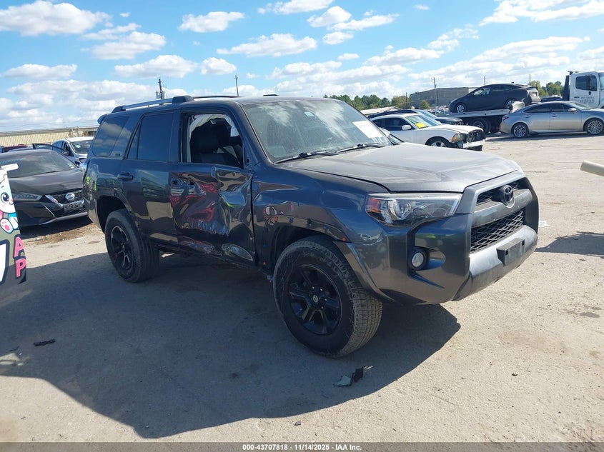 2019 TOYOTA 4RUNNER SR5 PREMIUM - JTEZU5JR0K5208709