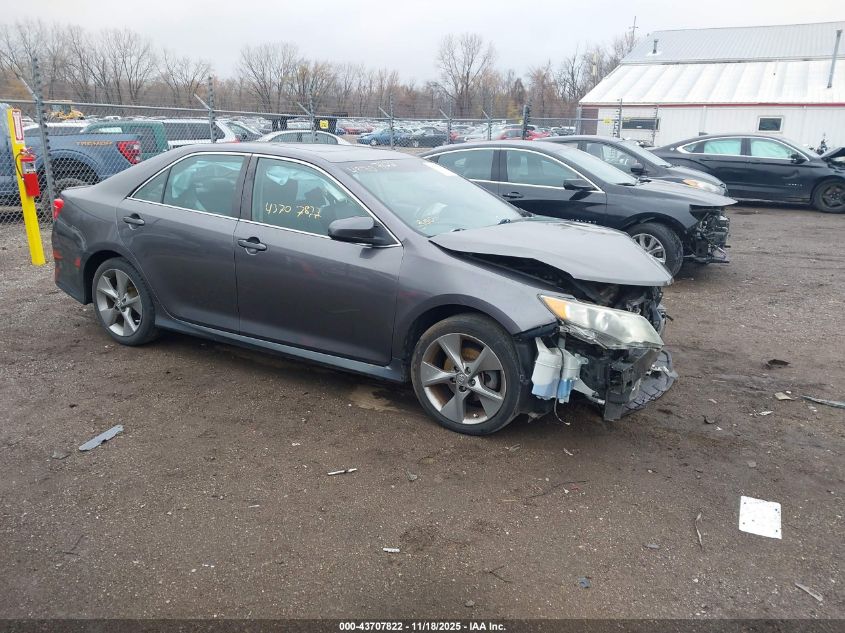 TOYOTA CAMRY SE SPORT