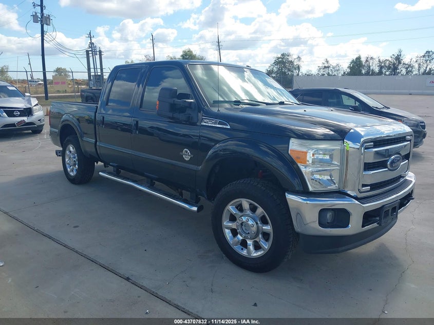 FORD F-250 LARIAT