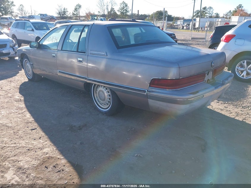 1G4BN52P2TR402728 1996 BUICK ROADMASTER photo no. 3