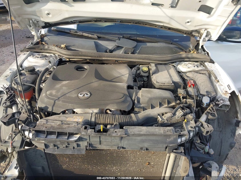 2018 Infiniti Qx30 Premium VIN: SJKCH5CR2JA040649 Lot: 43707853