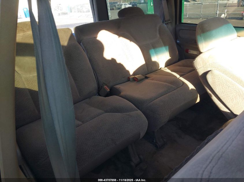 1995 Chevrolet Tahoe C1500 VIN: 1GNEC13K3SJ403068 Lot: 43707858