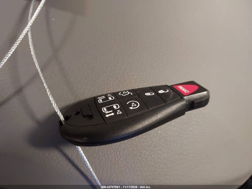 2008 Chrysler Town & Country Touring VIN: 2A8HR54P58R650692 Lot: 43707881