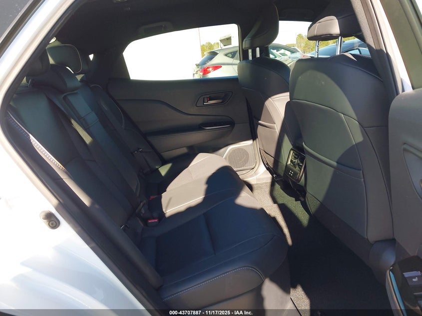 2025 Toyota Crown Xle VIN: JTDAAAAF9S3031968 Lot: 43707887