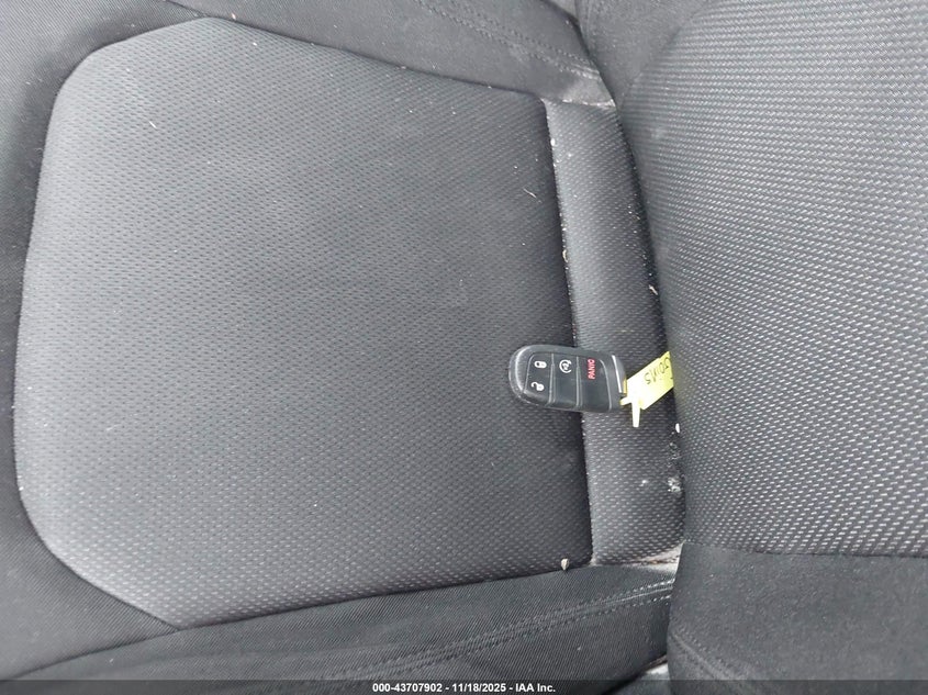 ZACCJBAB6JPH19710 2018 JEEP RENEGADE photo no. 11