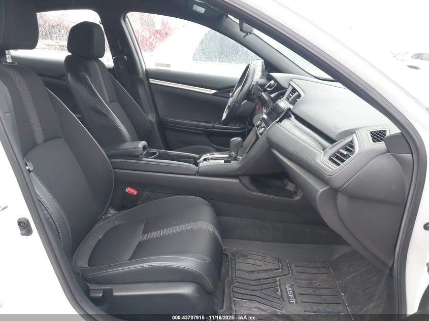 VIN 2HGFC2F81KH556618 2019 HONDA CIVIC SPORT