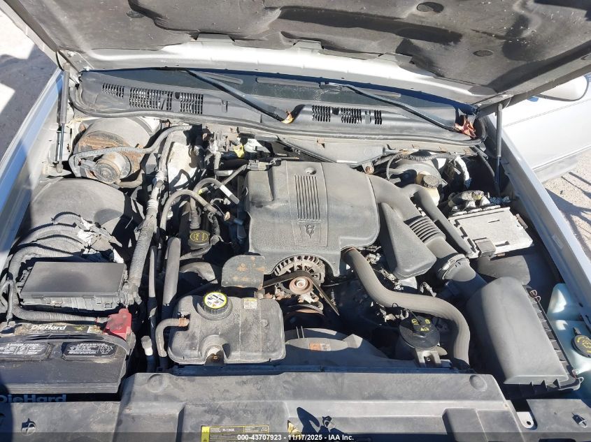 2008 Mercury Grand Marquis Gs VIN: 2MEFM74V38X630376 Lot: 43707923